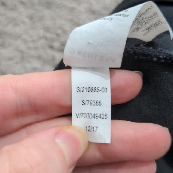 Athleta Black One Piece Swimsuit Built-in Padding with Notch neckline size XS - Picture 8 of 9